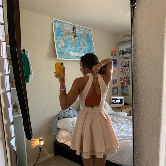 Pink high neck backless skater dress - Picture 8 of 9